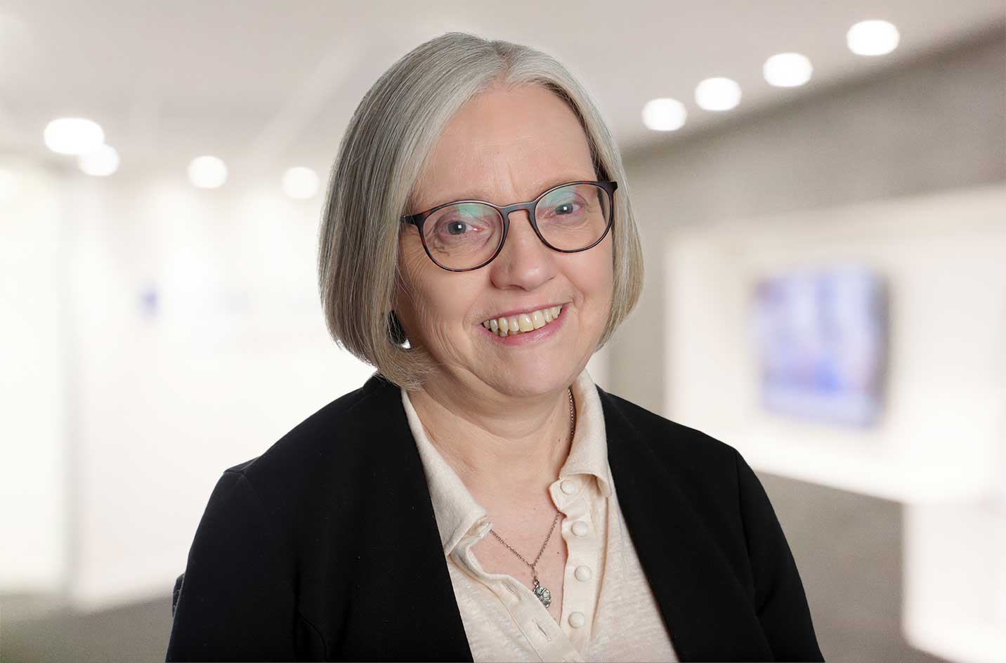 Catherine Smith, Lawyer, Senior Associate FCILEx, PI and CN, Personal Injury and Clinical Negligence, DMH Stallard