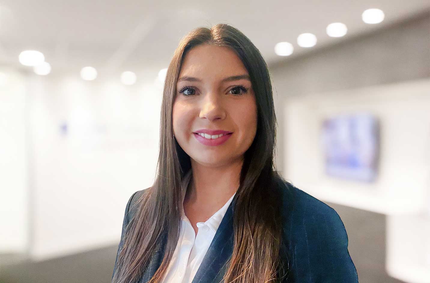 Eva Sharp, Lawyer, Paralegal, Corporate, DMH Stallard