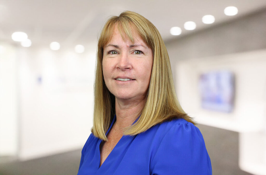 Helen Earl, Lawyer, Paralegal, Real Estate, DMH Stallard