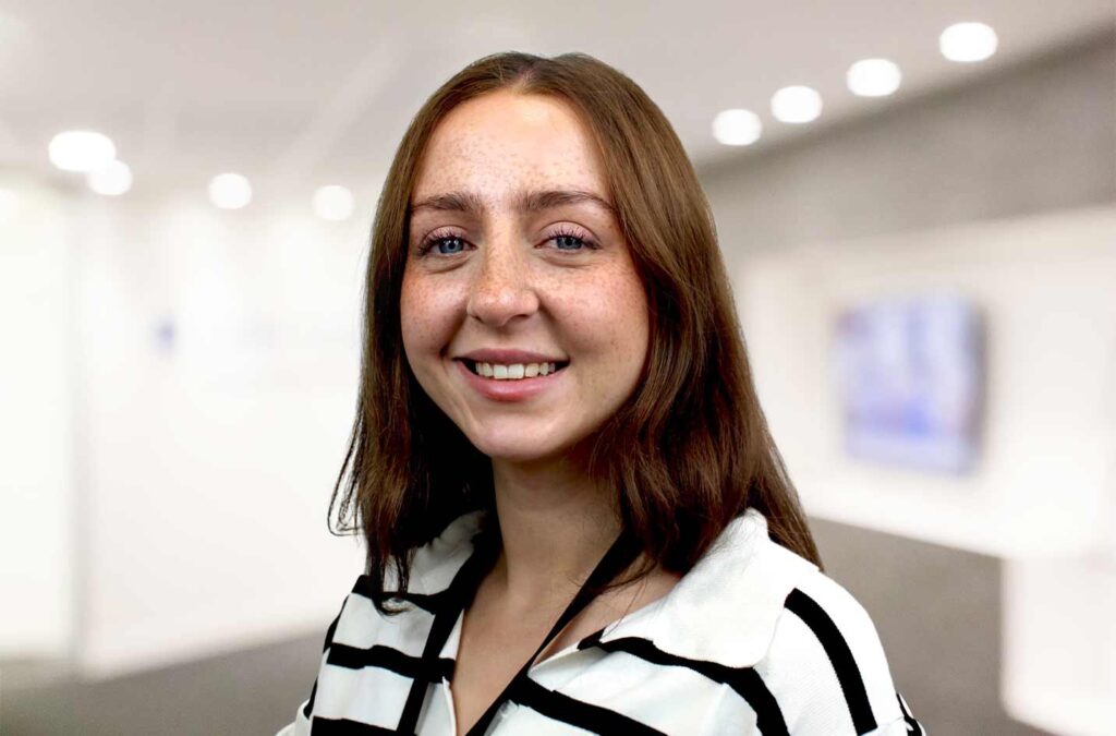 Izzy Fitzgerald, Lawyer, Paralegal, Dispute Resolution, DMH Stallard