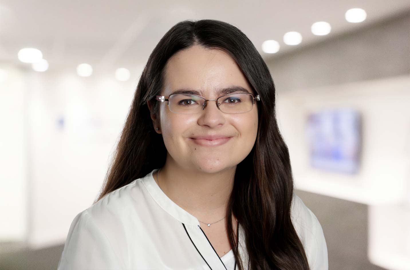 Katherine Deadman, Lawyer, Trainee Solicitor, Dispute Resolution Litigation, DMH Stallard