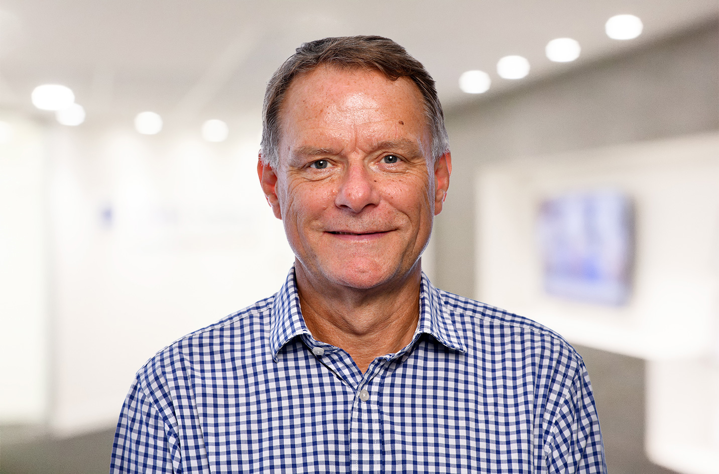 Simon Elcock, Lawyer, Partner & Department Head DR, Dispute Resolution, DMH Stallard
