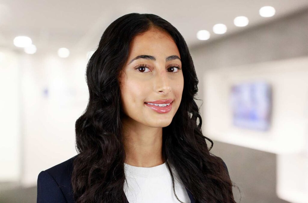 Simran Rupal, Paralegal, Personal Injury and Clinical Negligence, DMH Stallard